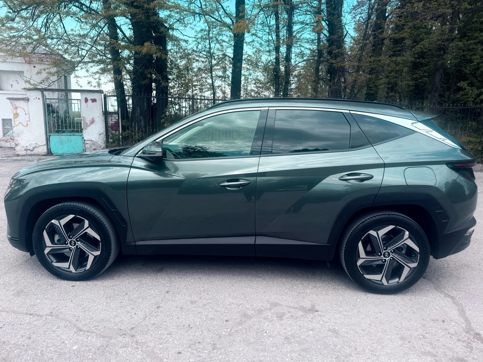 Hyundai Tucson 1.6T-EXELLENCE-LOUNGE-PACK, снимка 8 - Автомобили и джипове - 54369679