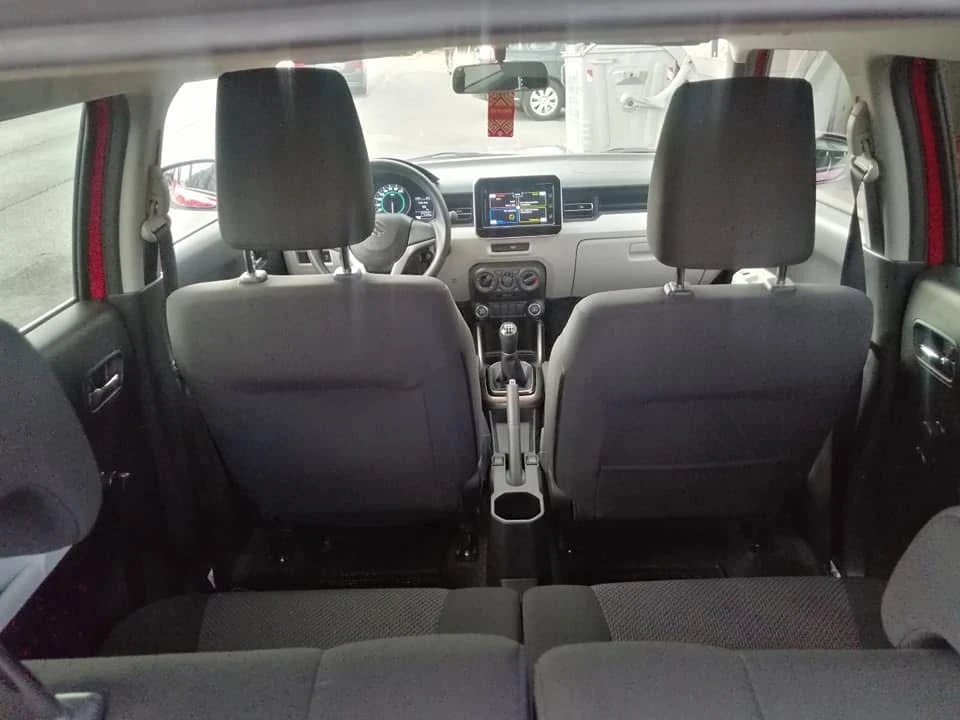 Suzuki Ignis, снимка 7 - Автомобили и джипове - 54402414