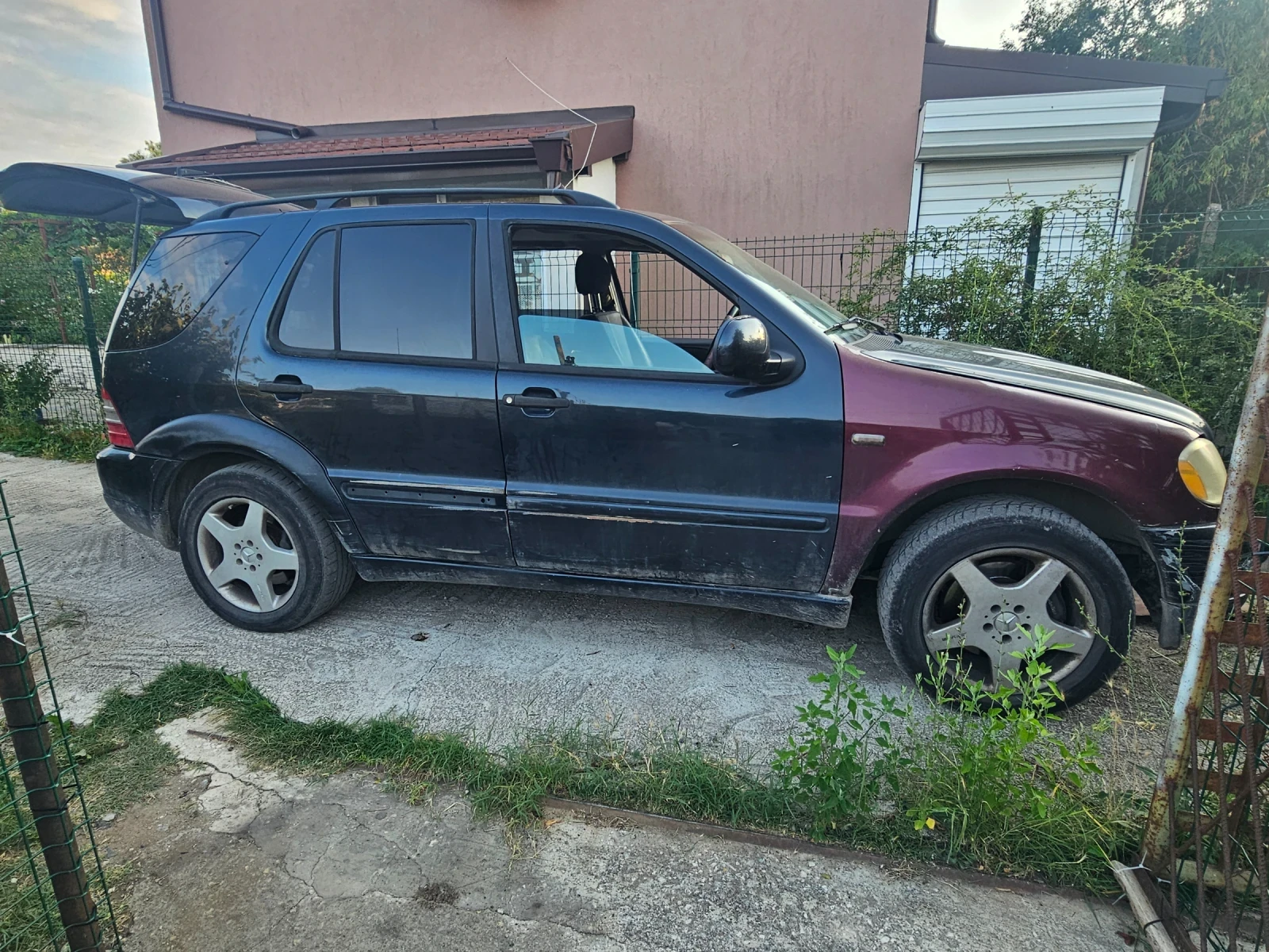 Mercedes-Benz ML 55 AMG, снимка 2 - Автомобили и джипове - 55435701