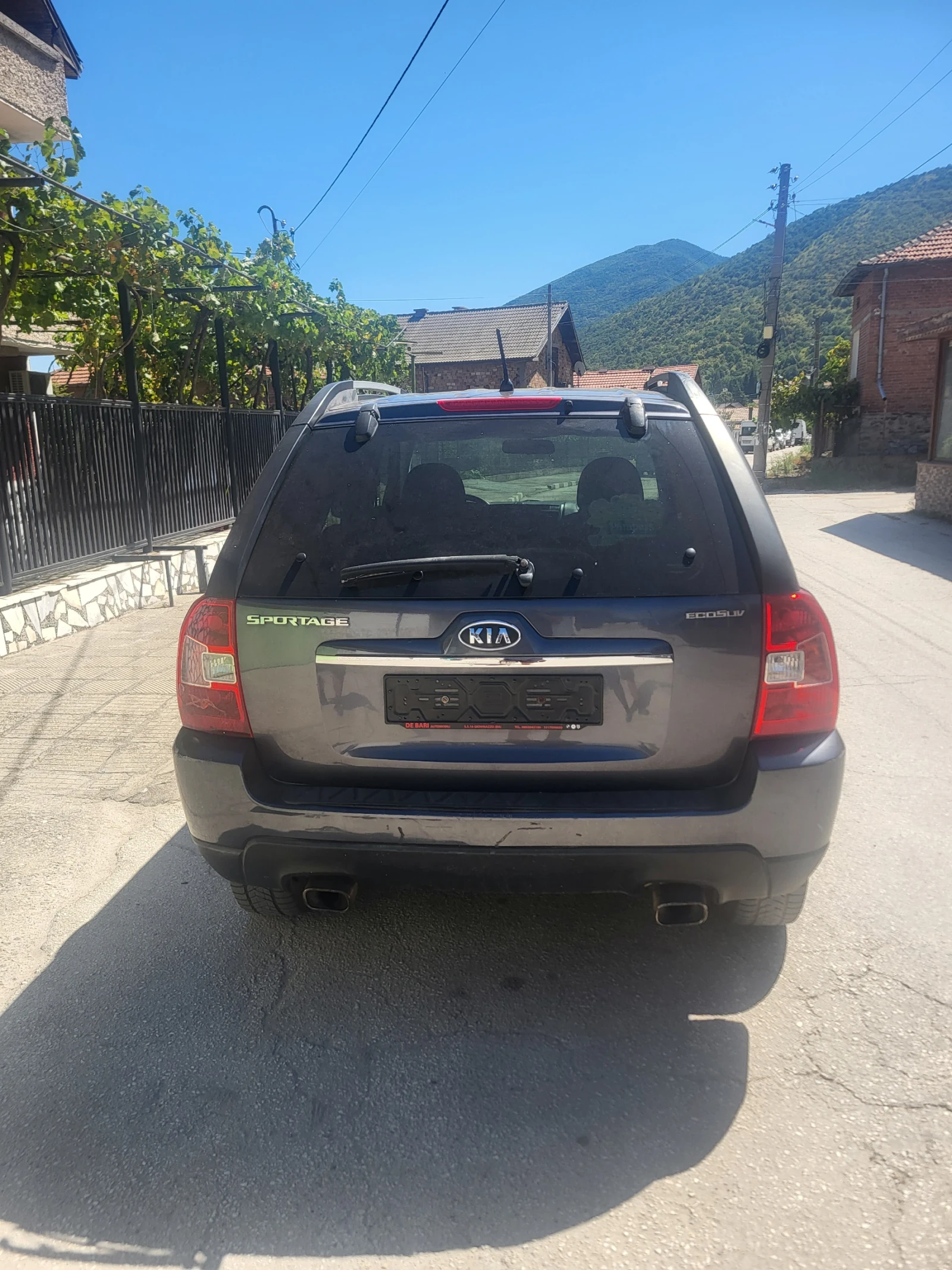 Kia Sportage 2.0i Gas/Benzin  140ps, снимка 15 - Автомобили и джипове - 55979345