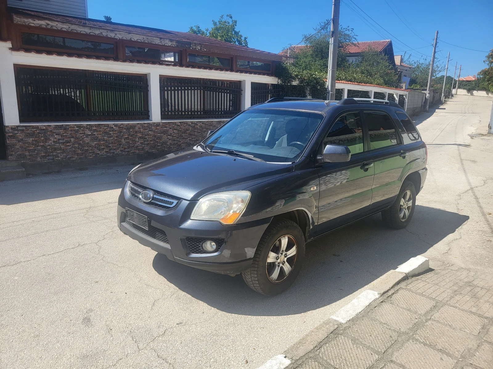 Kia Sportage 2.0i Gas/Benzin  140ps, снимка 2 - Автомобили и джипове - 55979345