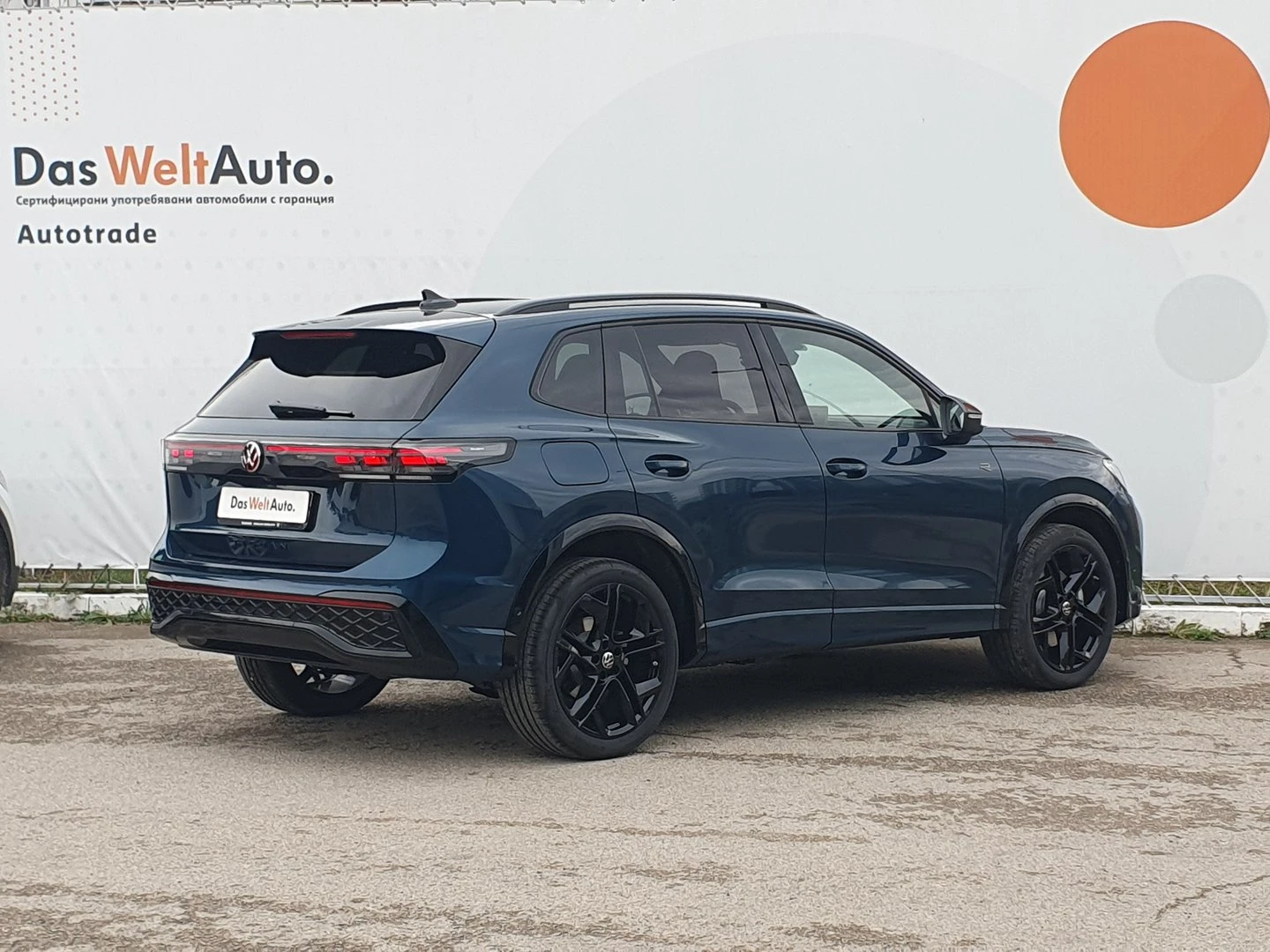 VW Tiguan, снимка 3 - Автомобили и джипове - 56438866