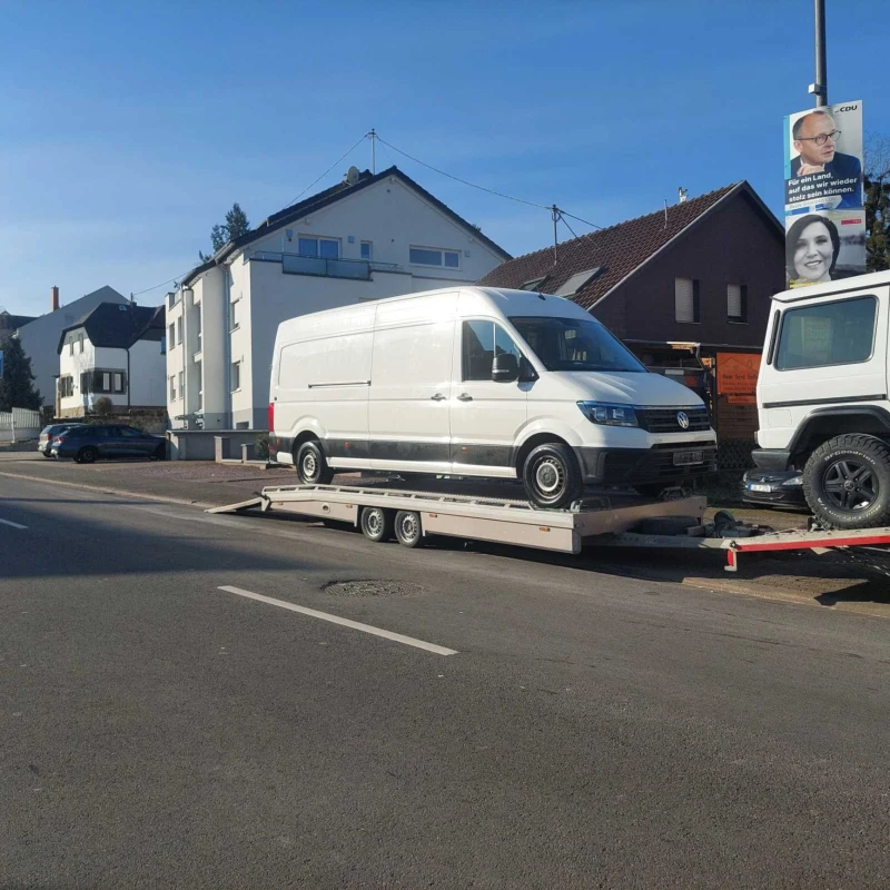 VW Crafter Макси 35 L автоматик, снимка 11 - Бусове и автобуси - 49214046