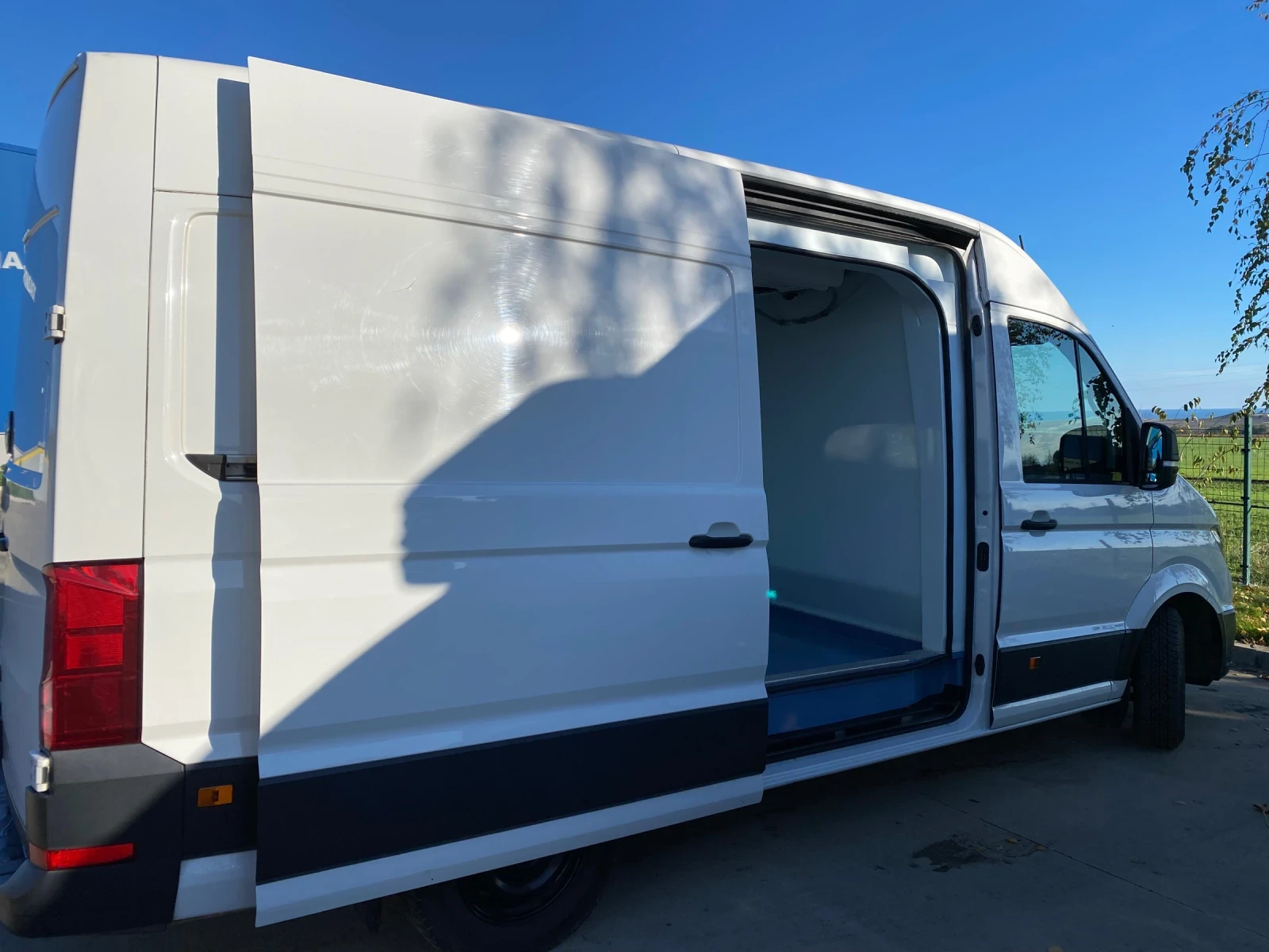 VW Crafter, снимка 14 - Бусове и автобуси - 53966669