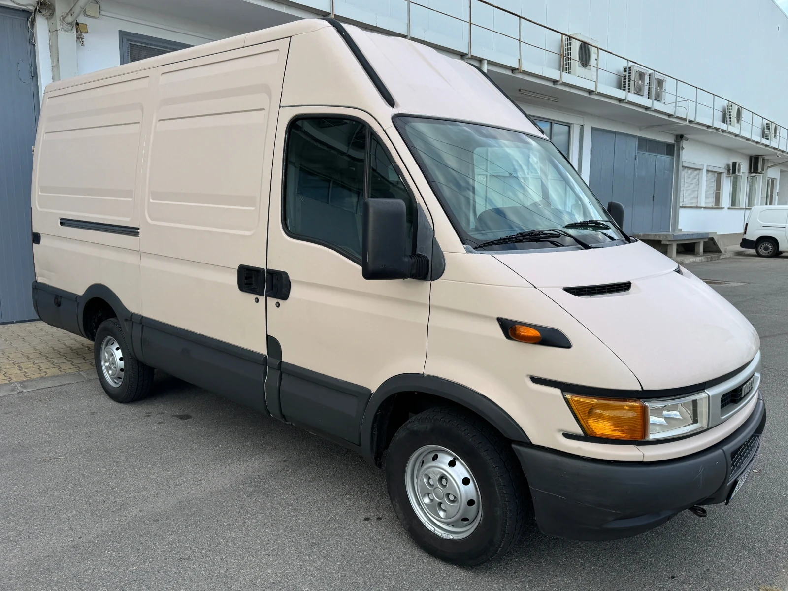 Iveco 35s13 2.8 TDI* 6 ск* Toп Състояние