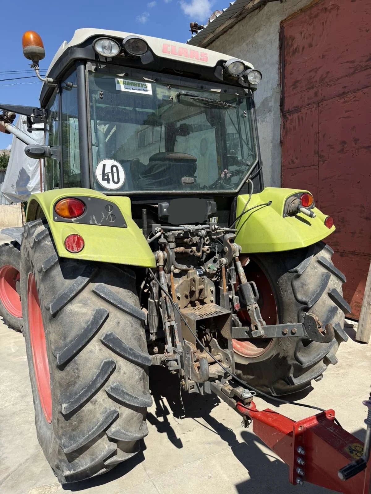Трактор Claas AXOS 330 САМО 3500 МОТО ЧАСА ЛИЗИНГ, снимка 4 - Селскостопанска техника - 55280204