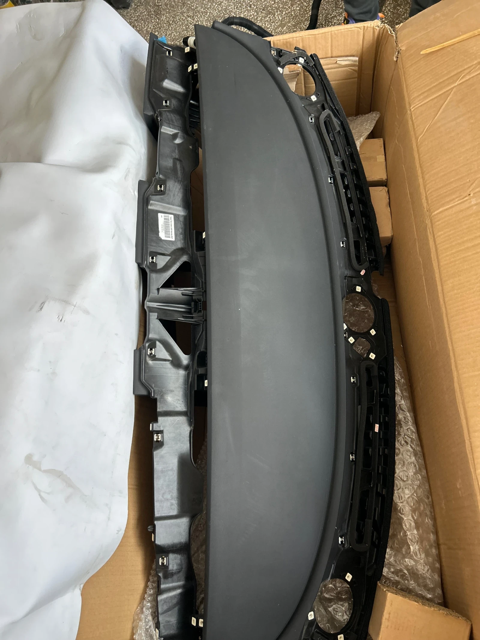     3 Tesla y | Mobile.bg   12