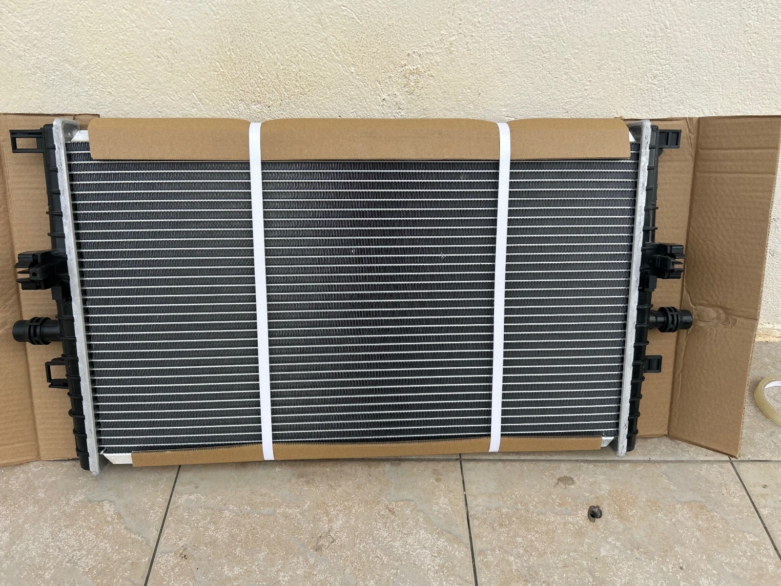     3 Tesla y | Mobile.bg   15