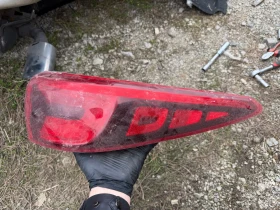 ����� �� �������� �� Kia Sportage  2017� ������ ����� ���� 92402-F10