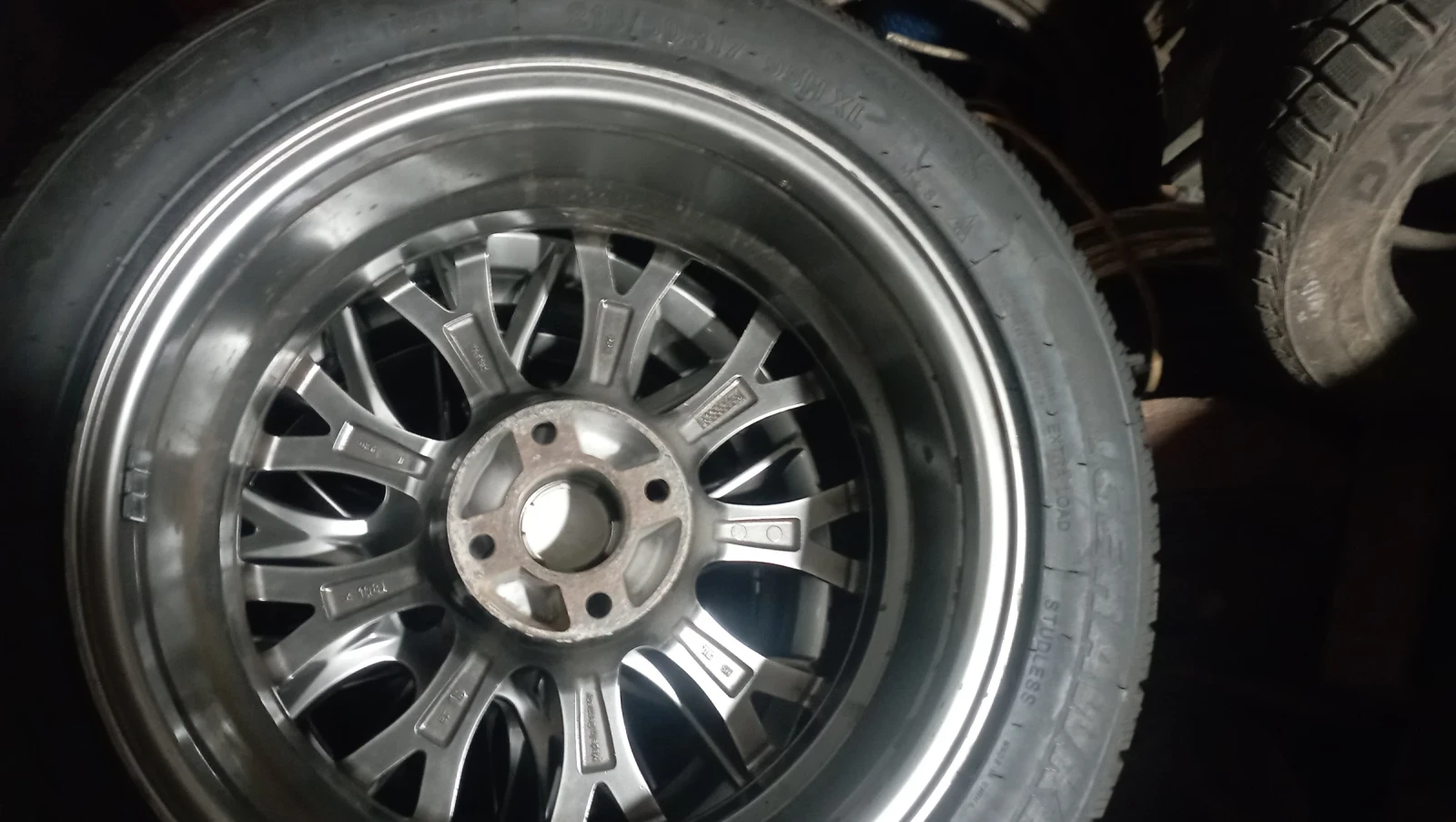 ���� � ������ 215/50R17 | Mobile.bg � ����������� 9