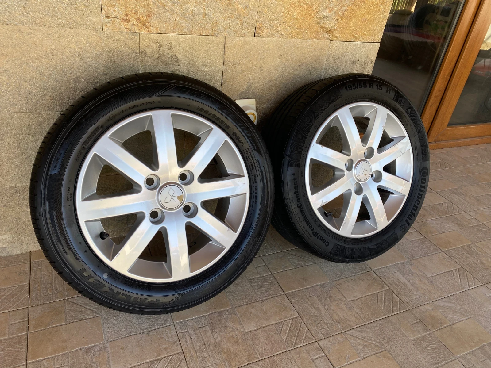 Гуми с джанти Continental 195/55R15, снимка 6 - Гуми и джанти - 55738771