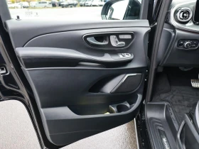 Mercedes-Benz V 300 d/4-MATIC/LONG/EXCLUSIV/VIP SEATS/PANO/BURM/, снимка 5