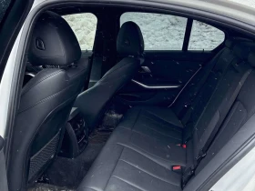 BMW 330 * 330i xDrive * CARFAX * , снимка 17