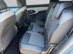Peugeot 5008 ALLURE  Electric Long Range 172 кВ 230 к.с., снимка 12