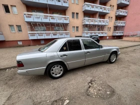 Mercedes-Benz E 200, снимка 2