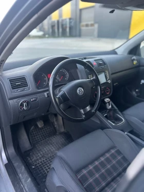 VW Golf - 3500 € / 6845.40 лв. - 72920405 5