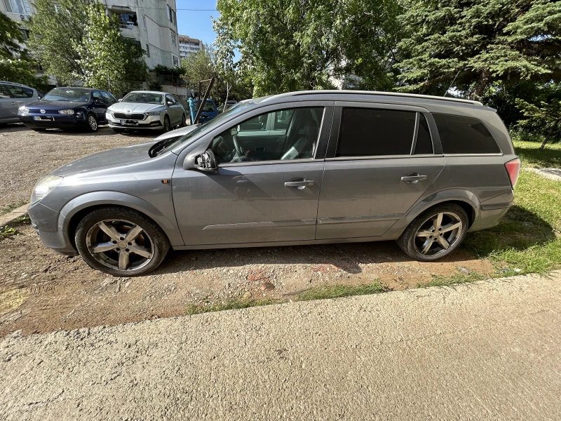 Opel Astra H, снимка 7 - Автомобили и джипове - 46809994