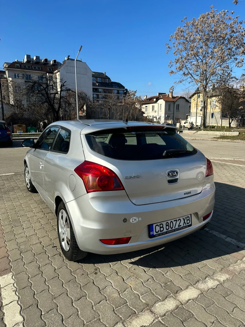 Kia Pro ceed 1.6, снимка 3 - Автомобили и джипове - 48982636