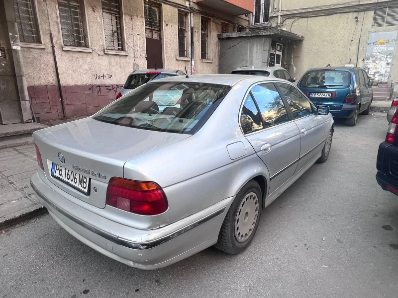 BMW 525, снимка 3 - Автомобили и джипове - 49099013