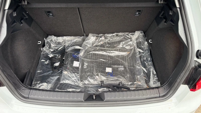 Audi A1 30TFSi, снимка 9 - Автомобили и джипове - 49731316