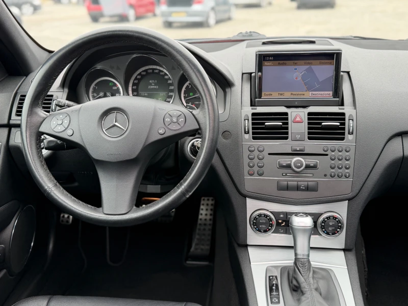Mercedes-Benz C 320 * AMG* PANO* 4 MATIC* HARMAN/KARDON* ITALY* , снимка 13 - Автомобили и джипове - 51115448