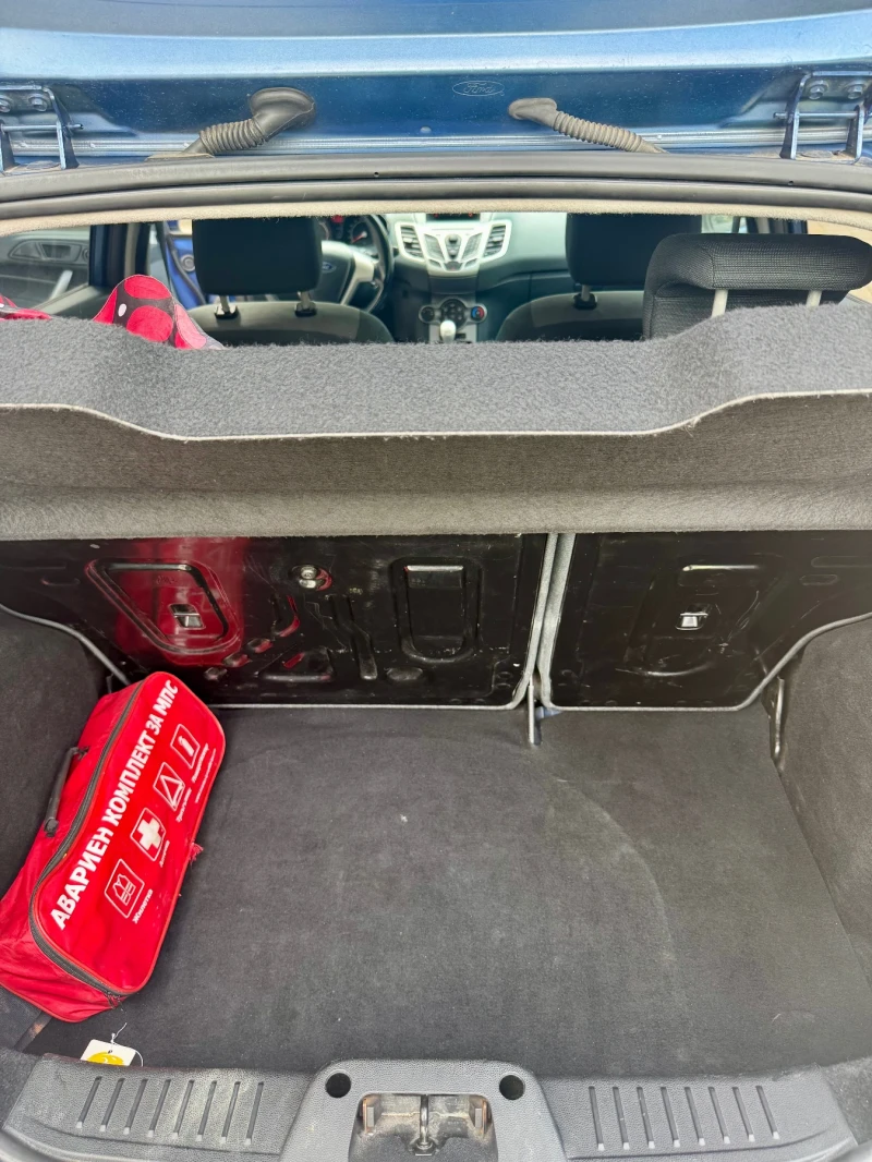 Ford Fiesta 1.4 TDCI, снимка 9 - Автомобили и джипове - 51554142