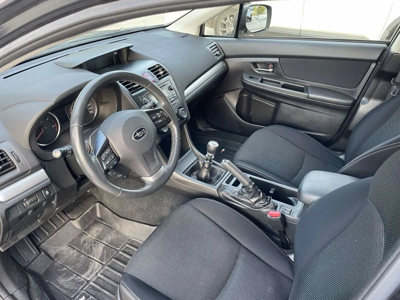 Subaru XV, снимка 9 - Автомобили и джипове - 52799001