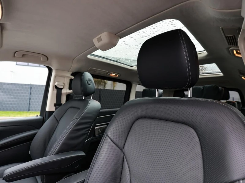 Mercedes-Benz V 300 d/4-MATIC/LONG/EXCLUSIV/VIP SEATS/PANO/BURM/, снимка 7 - Автомобили и джипове - 52881984