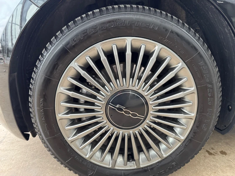 Fiat 500e 42kWh 1-Ви собственик , снимка 15 - Автомобили и джипове - 53248067