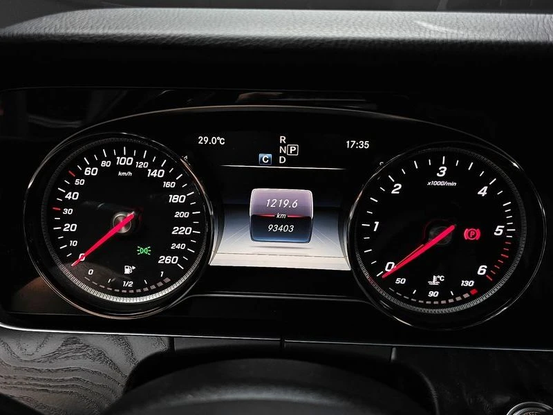 Mercedes-Benz E 220 E220d Avantgarde| 194к.с.| ВКЛ.ТЕХНОТЕСТ, снимка 8 - Автомобили и джипове - 55616701