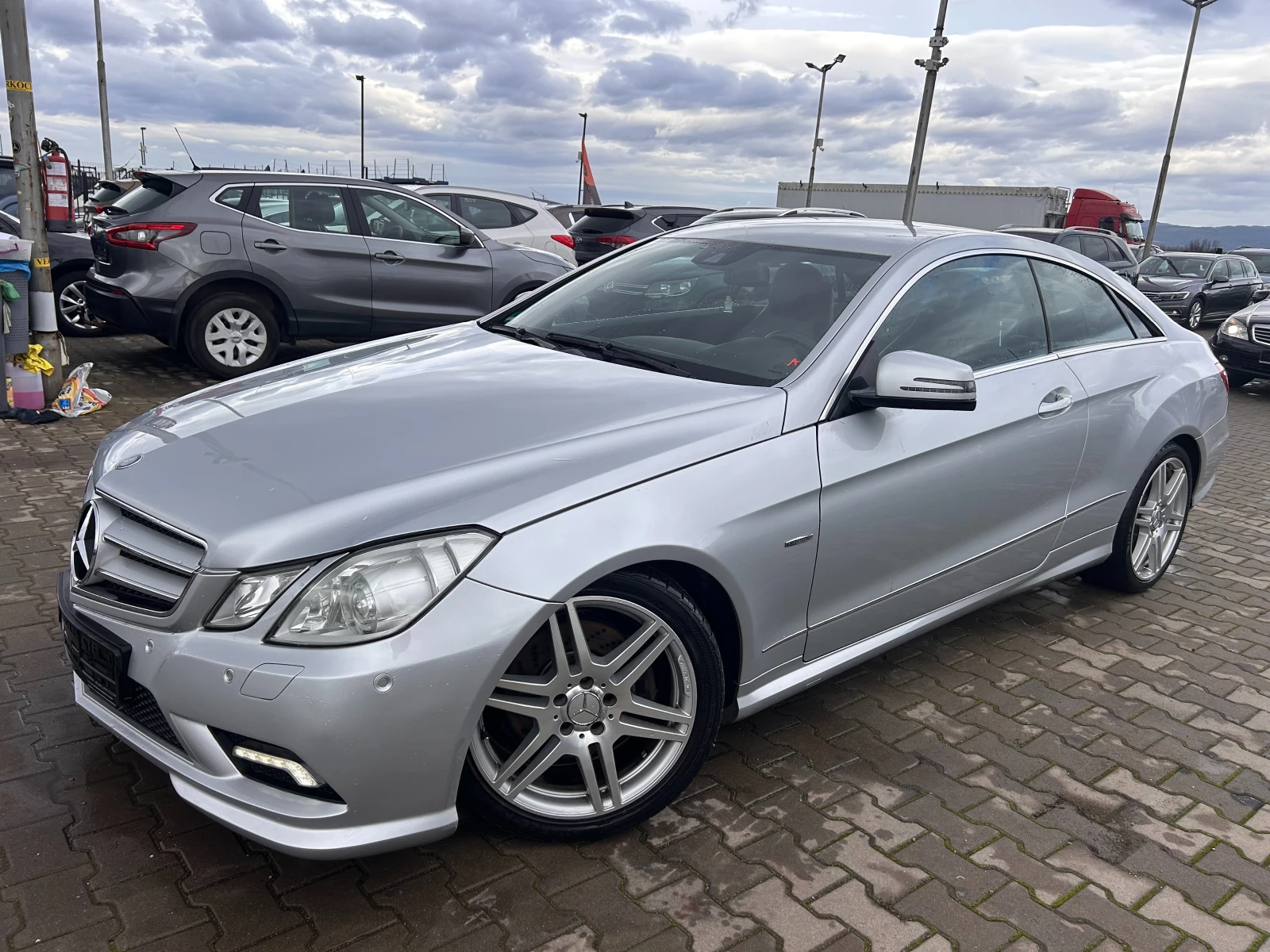 Mercedes-Benz E 350 CDI COUPE AVTOMAT/KOJA/NAVI EURO 5, снимка 1