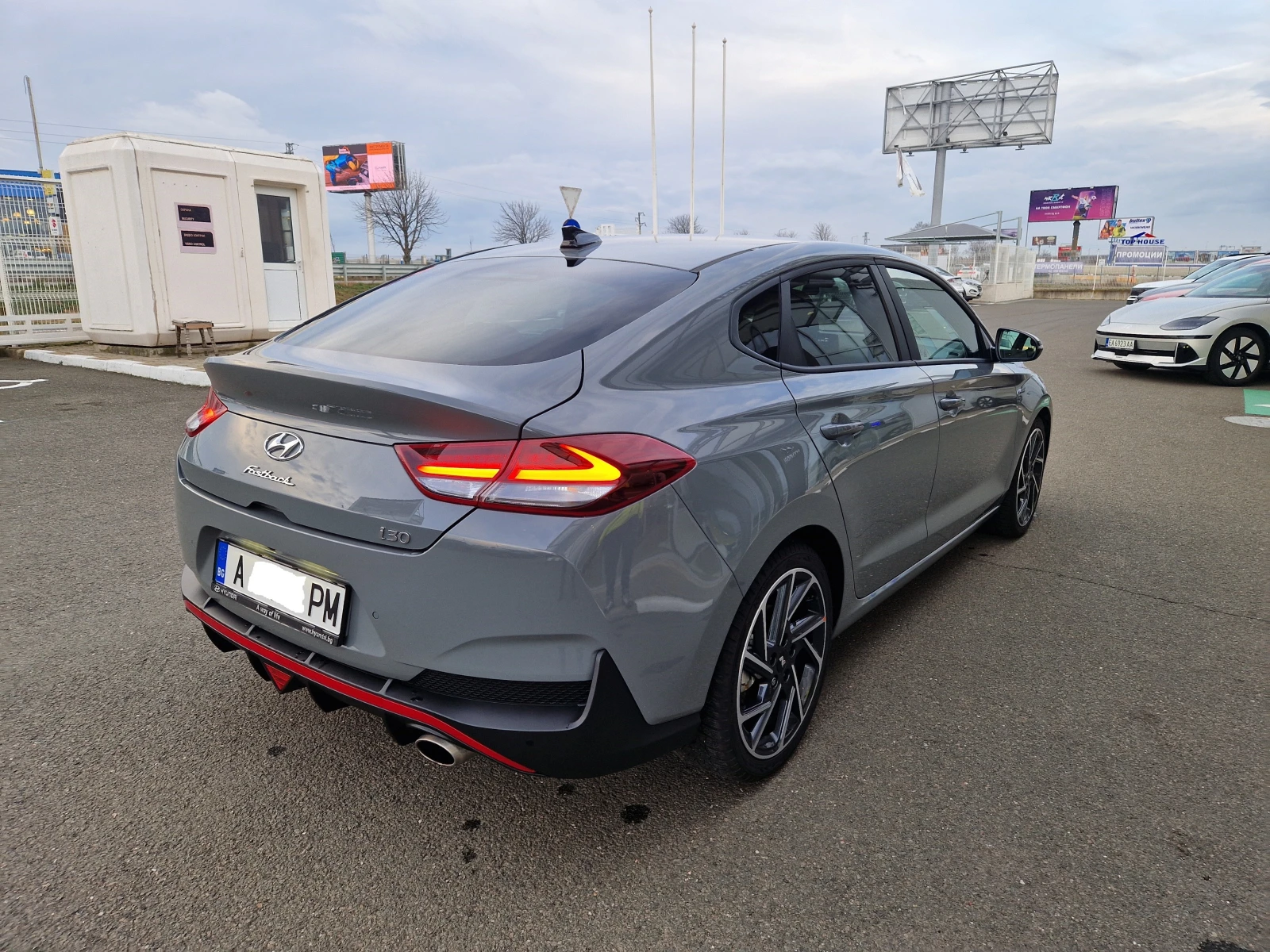 Hyundai I30 Fastback Exclusive N Line - изображение 5