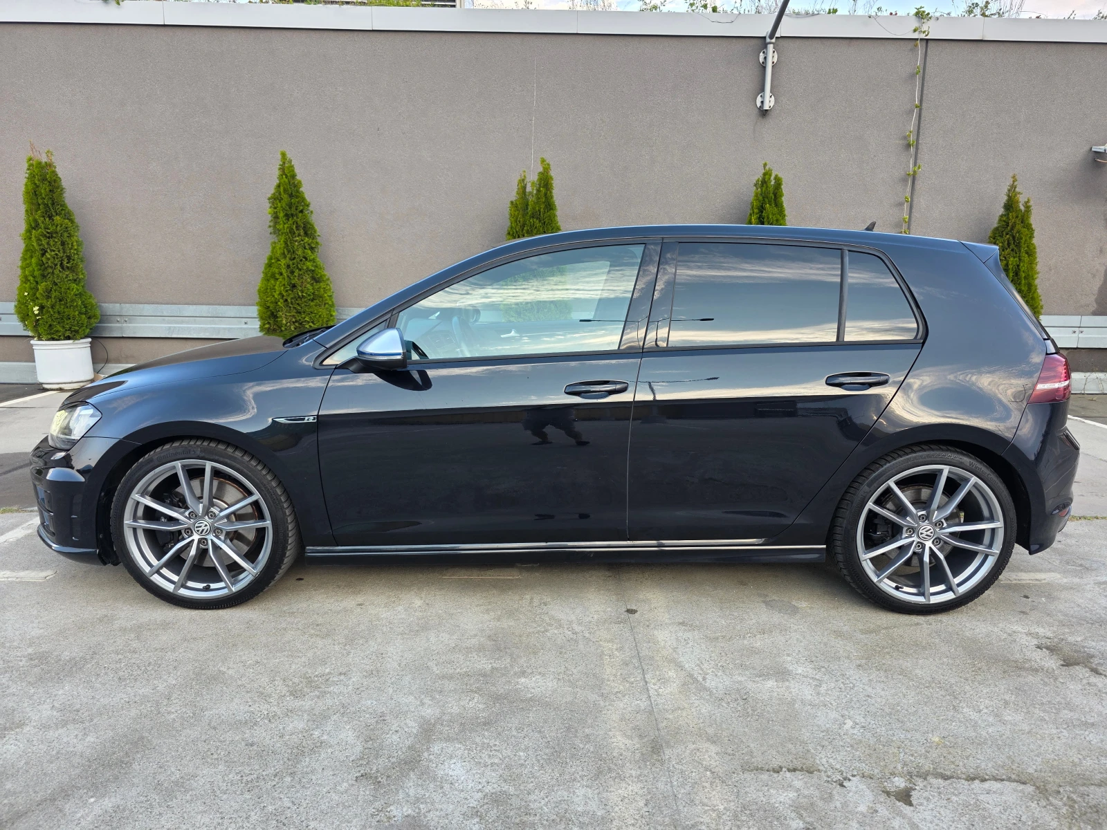 VW Golf VII-R-2.0 TSI-4MOTION-AUTOMATIC-300+ к.с. - изображение 8