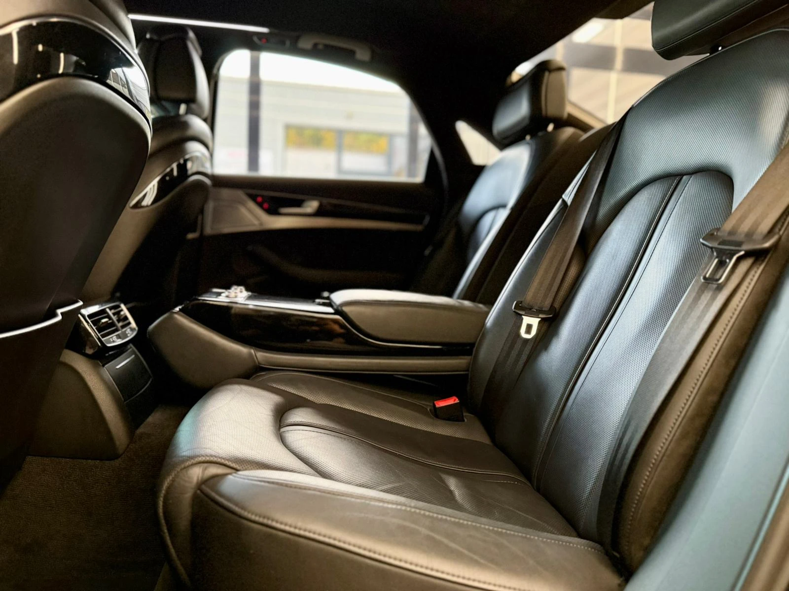 Audi A8 V8T Distr* Bose* Massage* * CarPlay* *  | Mobile.bg   14