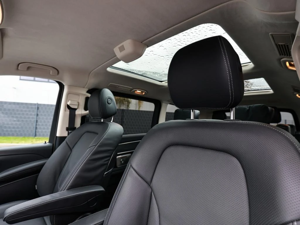Mercedes-Benz V 300 d/4-MATIC/LONG/EXCLUSIV/VIP SEATS/PANO/BURM/ - изображение 7