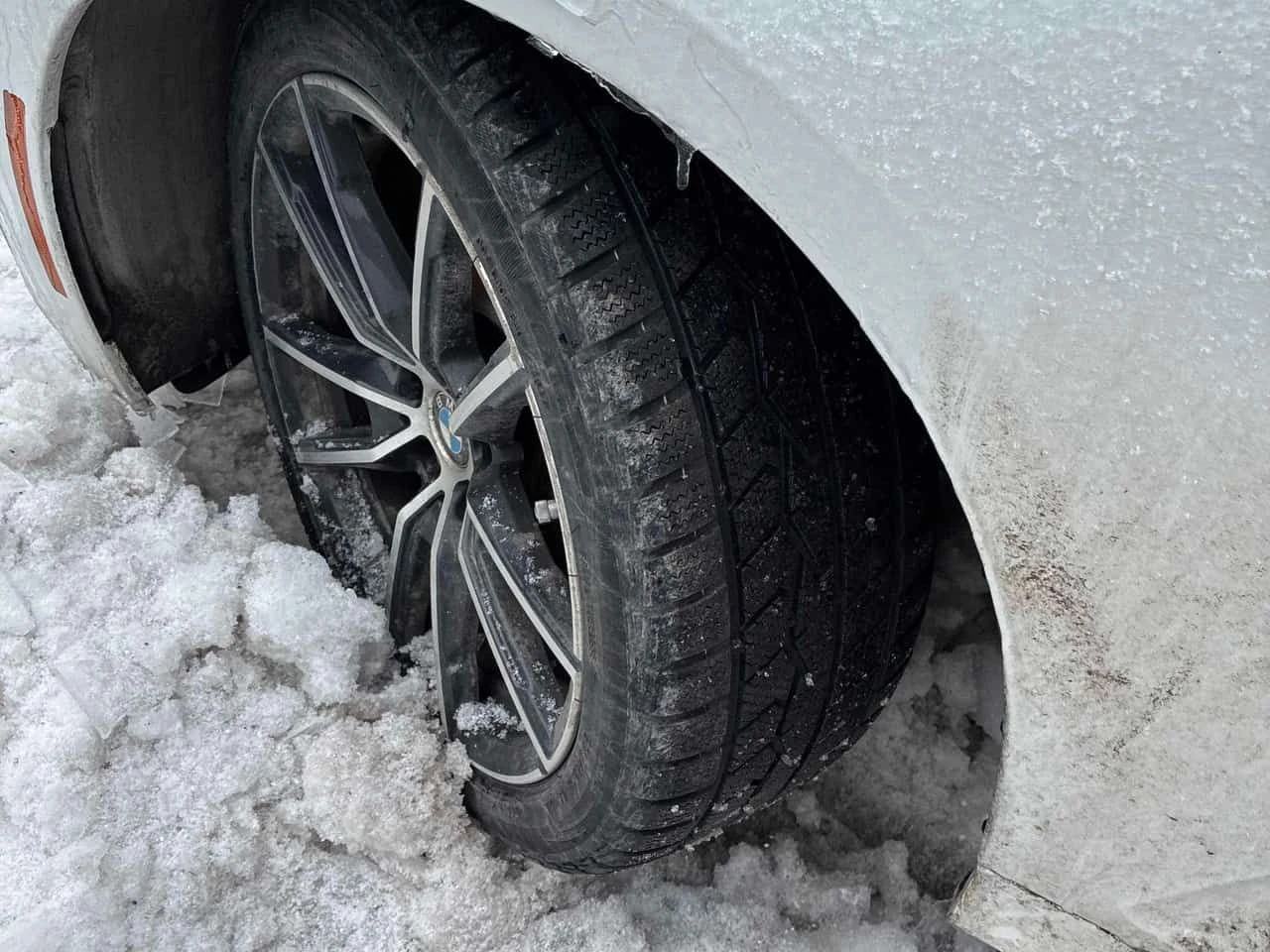 BMW 330 * 330i xDrive * CARFAX * , снимка 16 - Автомобили и джипове - 53831360