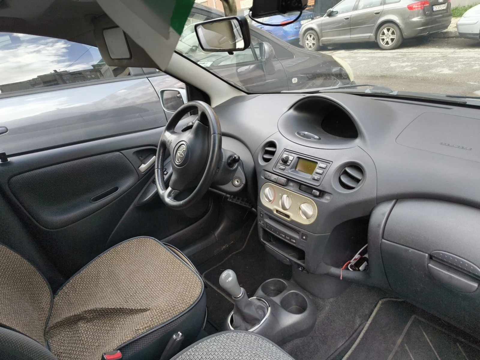 Toyota Yaris 1, снимка 2 - Автомобили и джипове - 53991634