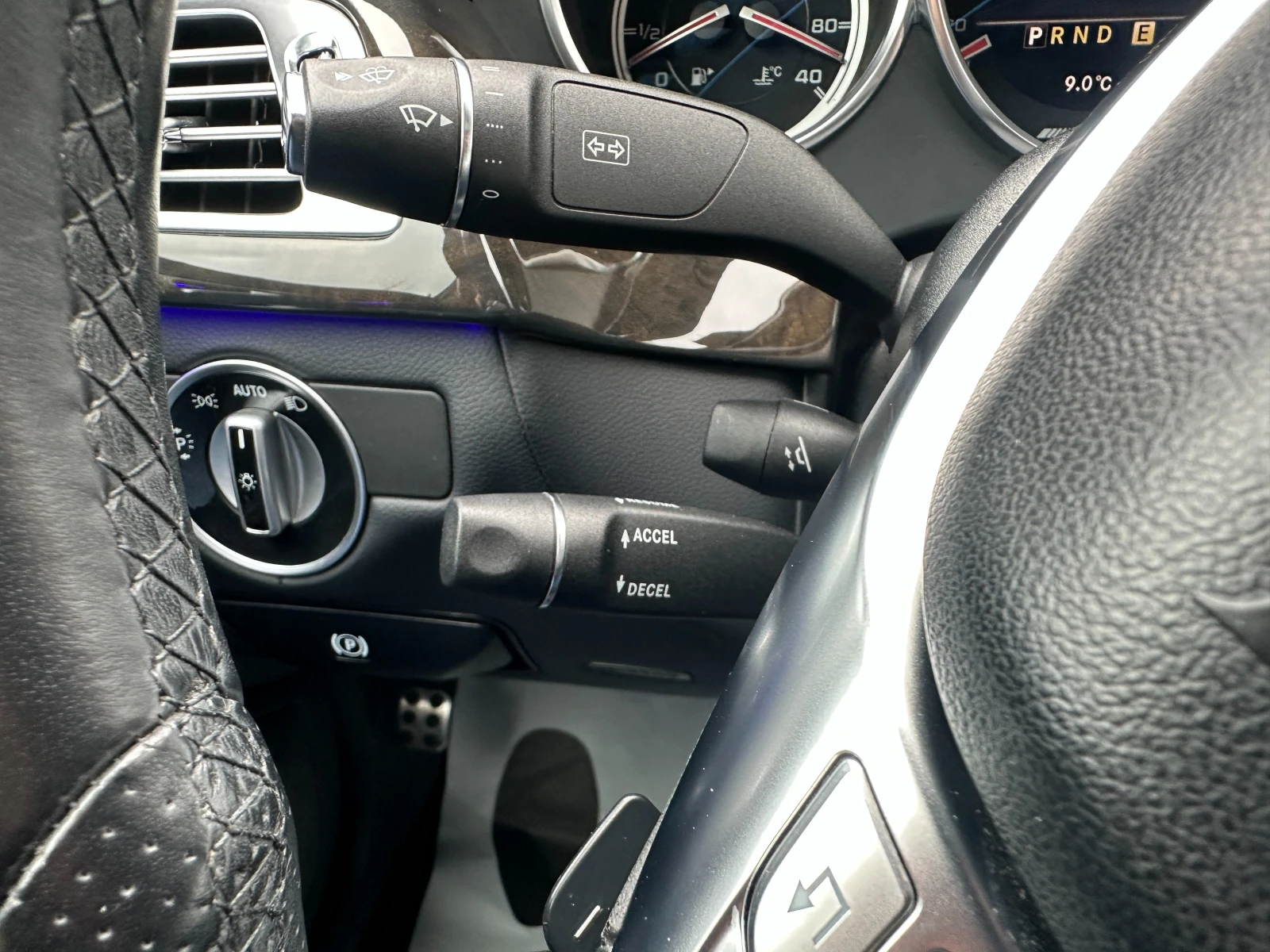 Mercedes-Benz CLS 550 4.7i 408 к.с. , снимка 14 - Автомобили и джипове - 54036595