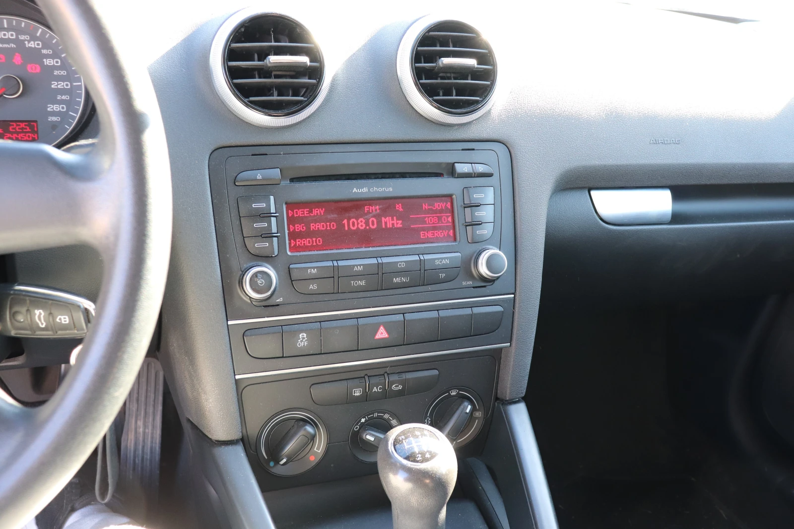 Audi A3 Audi A3 Sportsback, снимка 8 - Автомобили и джипове - 54194251