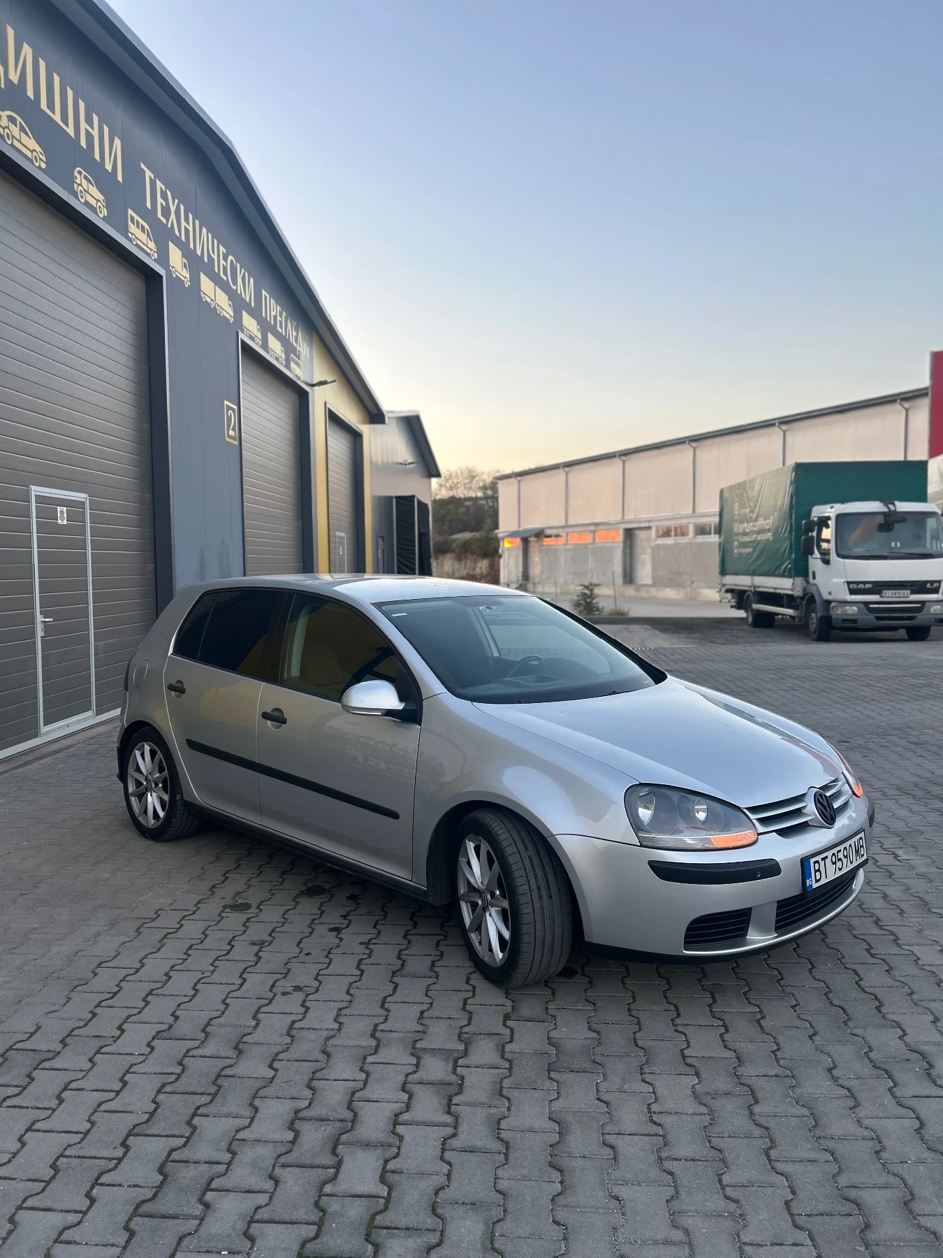 VW Golf, снимка 4 - Автомобили и джипове - 54220694