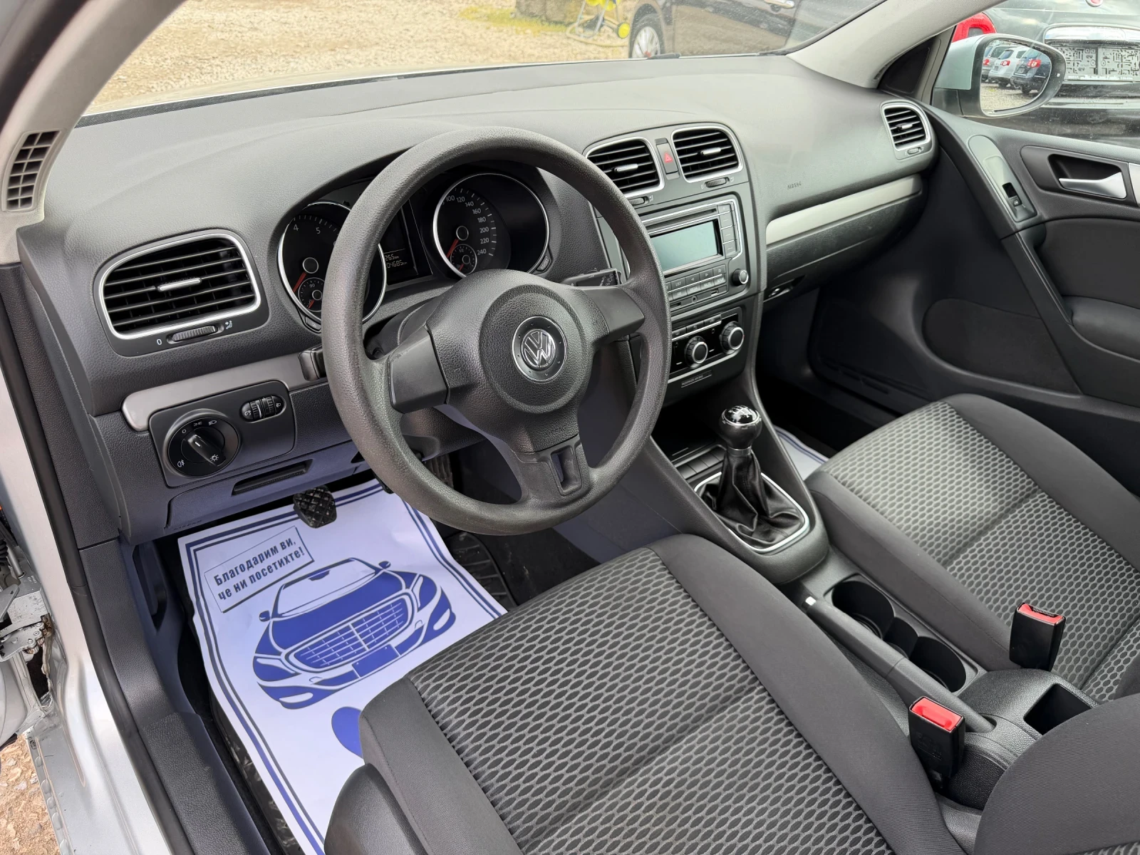 VW Golf 1.4i-80PS, снимка 10 - Автомобили и джипове - 54245761