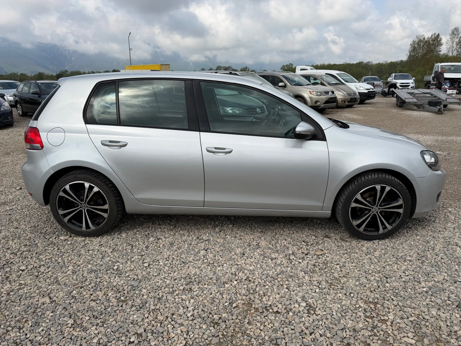 VW Golf 1.4i-80PS, снимка 4 - Автомобили и джипове - 54245761