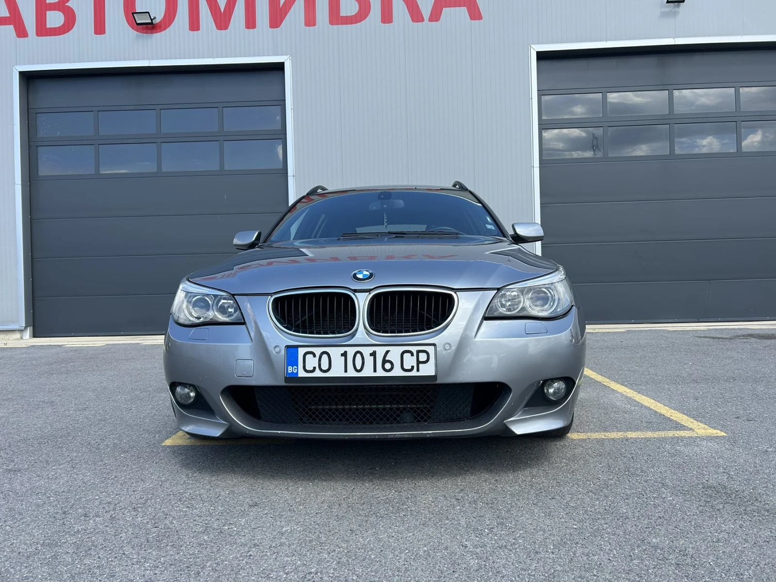 BMW 530 xi, снимка 3 - Автомобили и джипове - 54450867