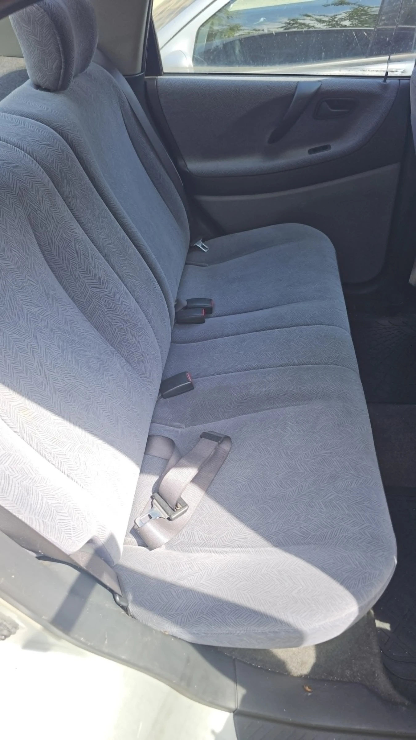Suzuki Liana, снимка 9 - Автомобили и джипове - 54746757