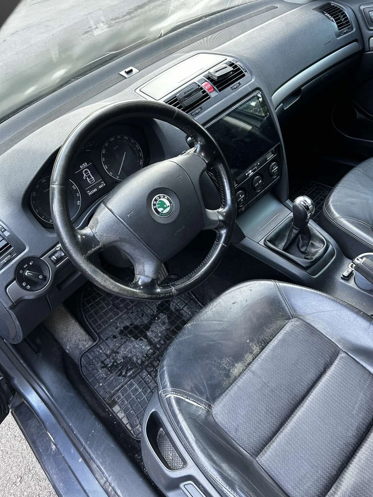 Skoda Octavia, снимка 13 - Автомобили и джипове - 54815597