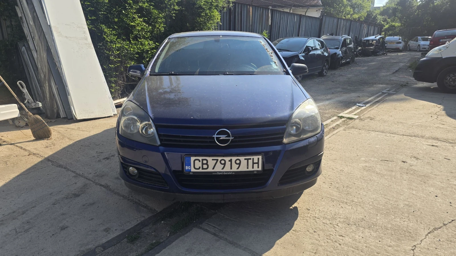 Opel Astra 1.6 I  газ климатик 5 врати
