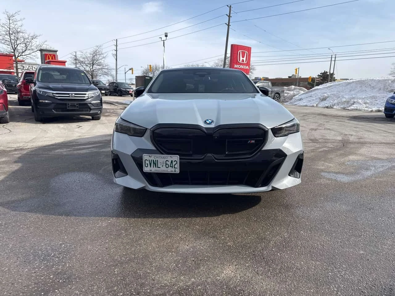 BMW i5 M60 xDrive | CARFAX | БЕЗ ИНЦИДЕНТИ, снимка 2 - Автомобили и джипове - 55419484
