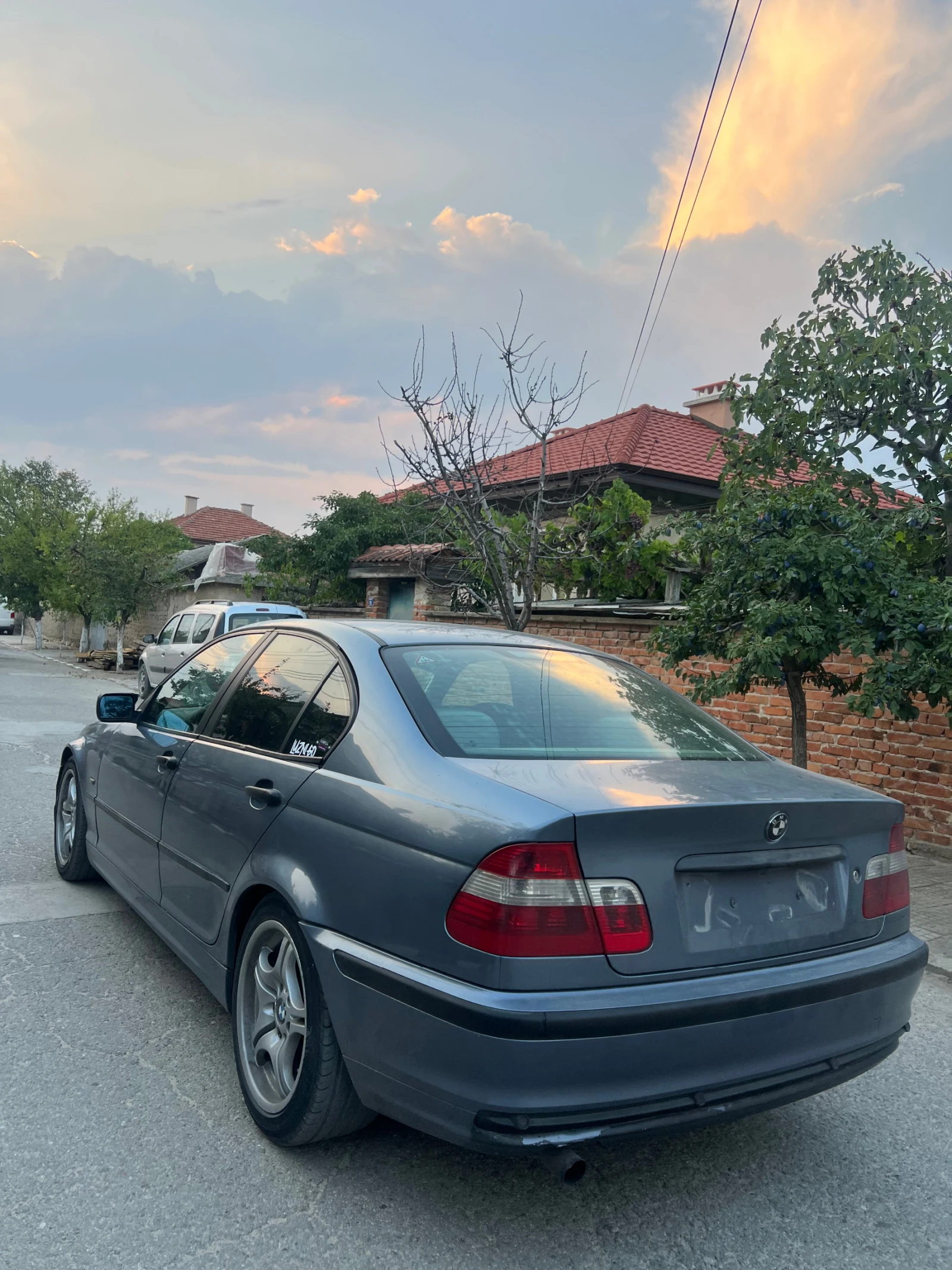 BMW 318, снимка 4 - Автомобили и джипове - 55731595