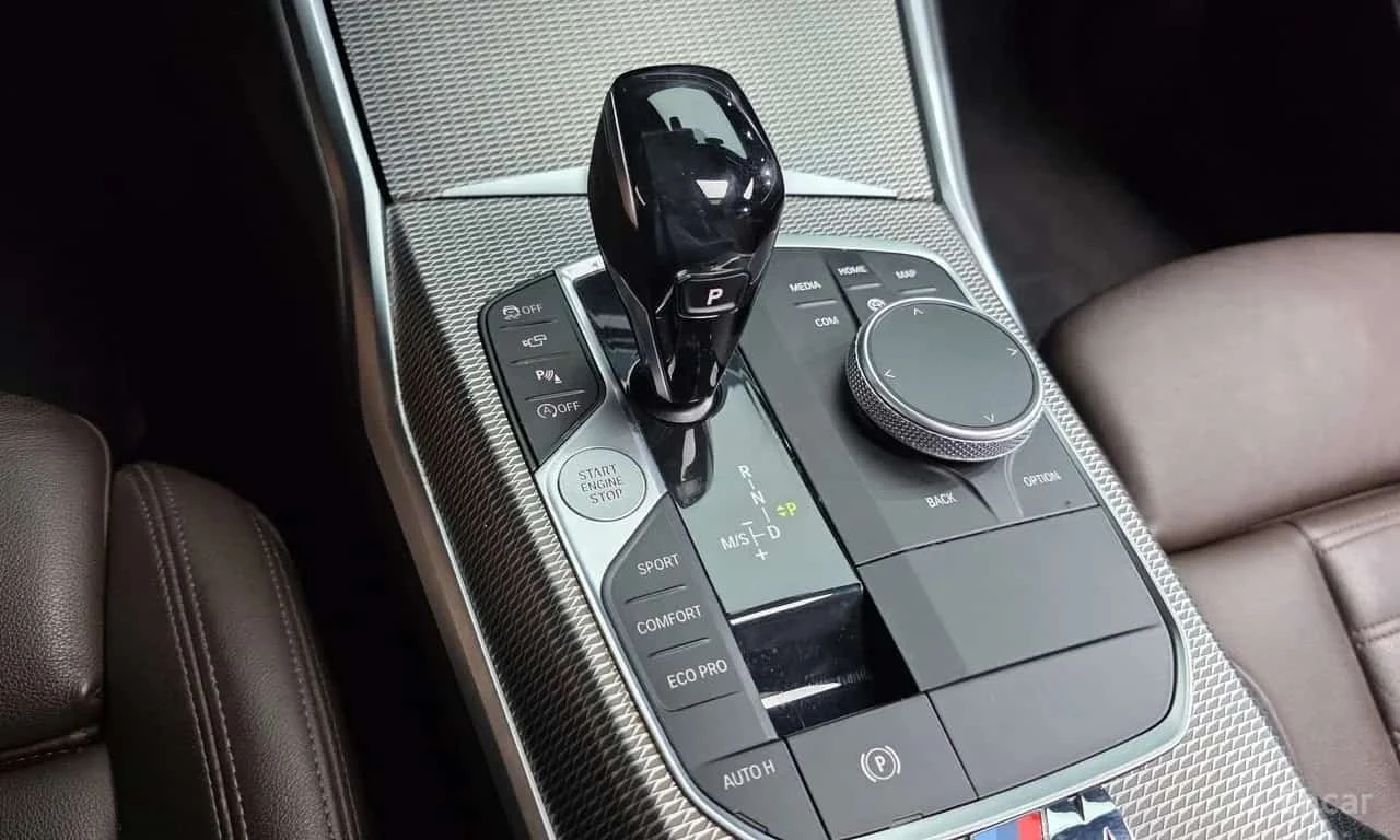BMW 330 * M Sport * DISTRONIC * ХЕДЪП * 360 КАМЕРИ, снимка 9 - Автомобили и джипове - 55736723