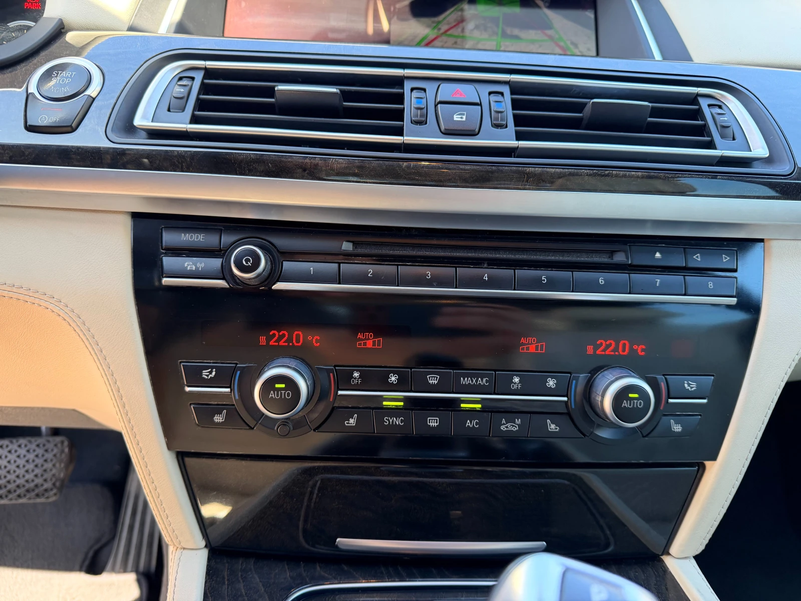 BMW 740 Individual , снимка 12 - Автомобили и джипове - 55988644